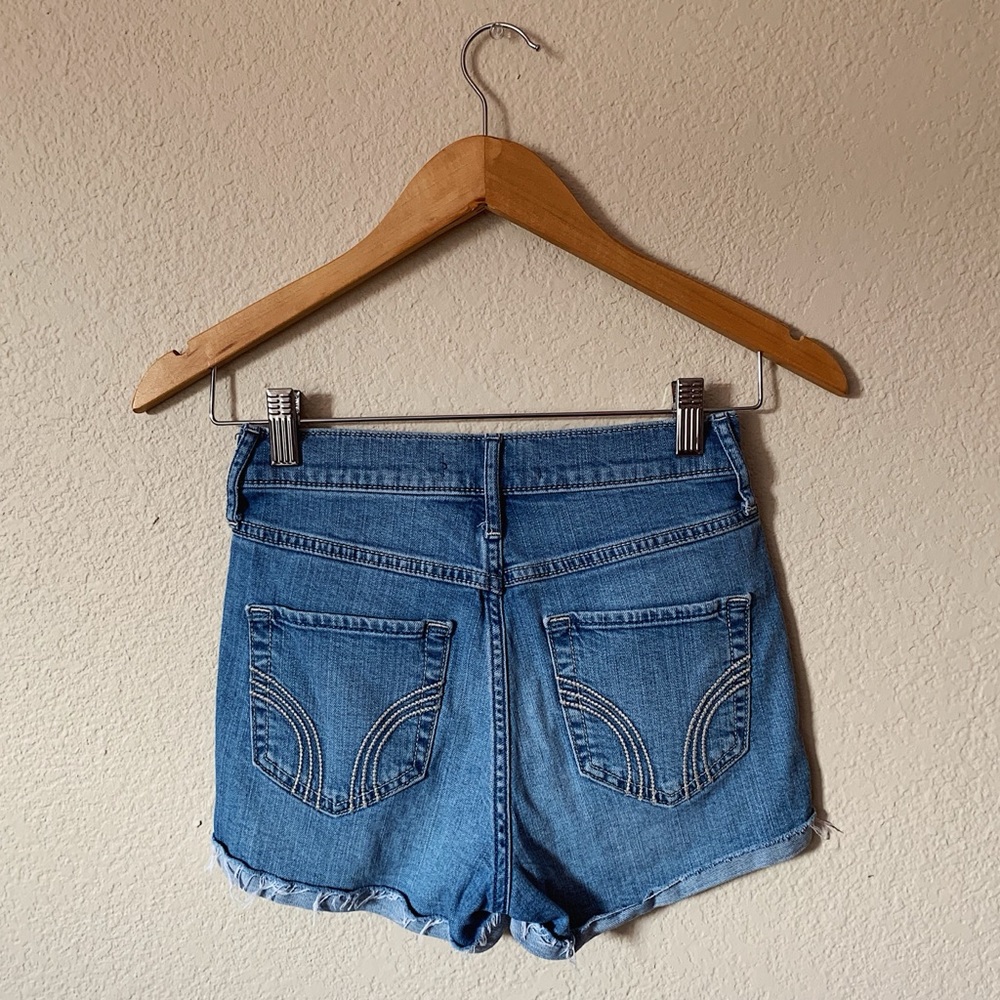Mid-waist Jean Shorts - Picture 3 of 6